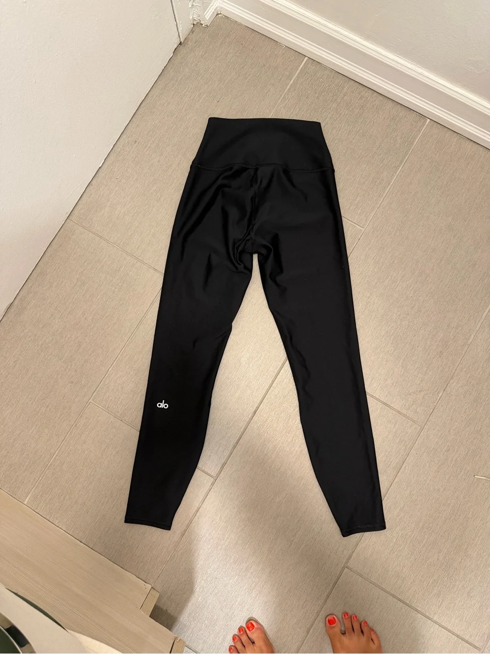 Alo Airlift Legging in Black XS High-Rise Leggings & Sports Bra Set